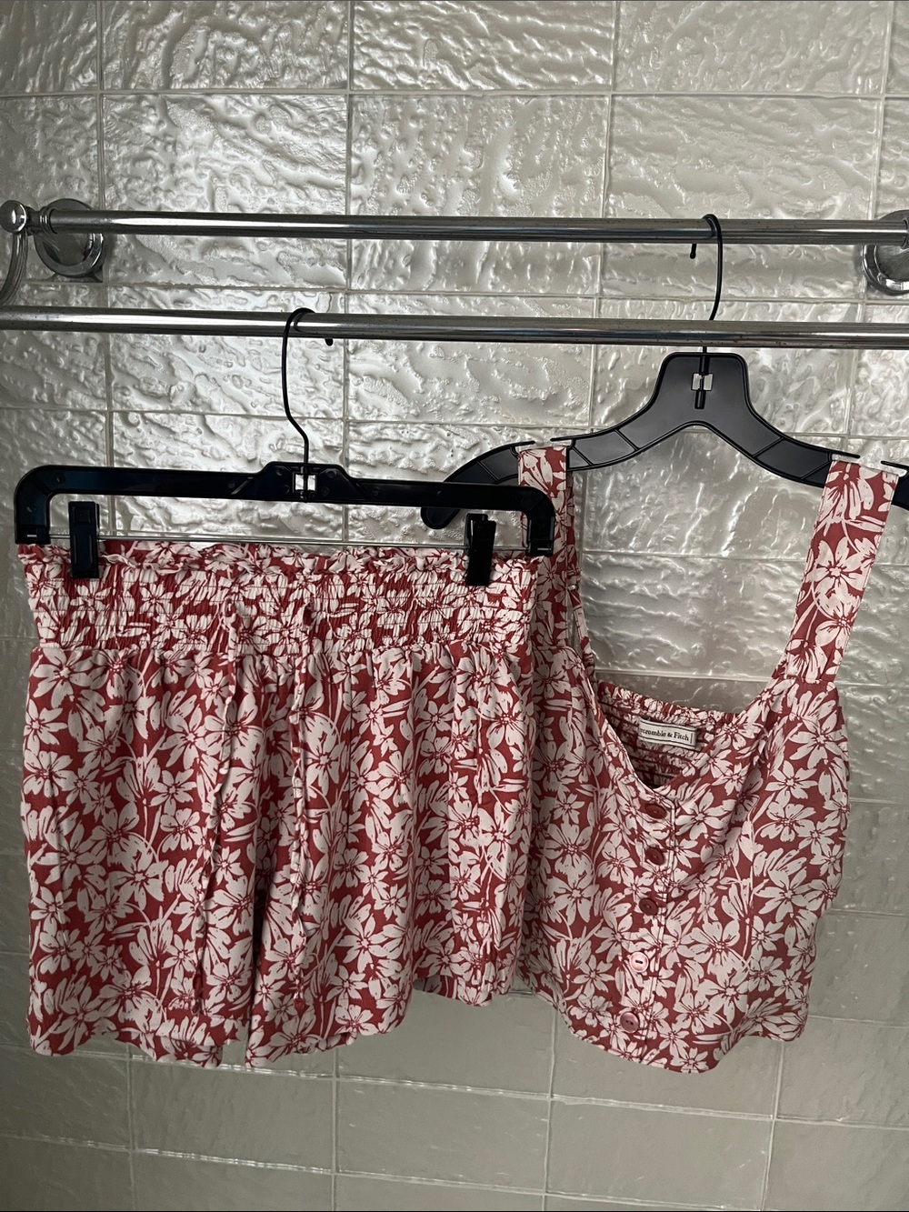 Abercrombie & Fitch Rust Red Floral Cropped Tank and Mini Shorts Set